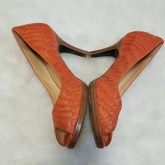 Cole Haan NikeAir woven leather peeptoe heel 9B - Picture 8 of 16